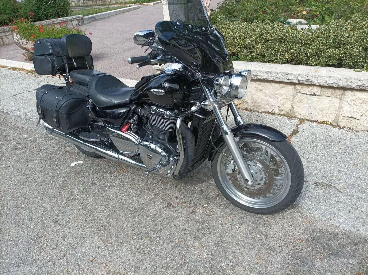 Triumph Thunderbird 1600 ABS (3)