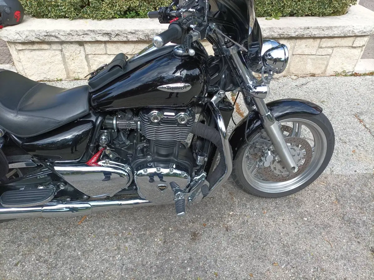 Triumph Thunderbird 1600 ABS (10)