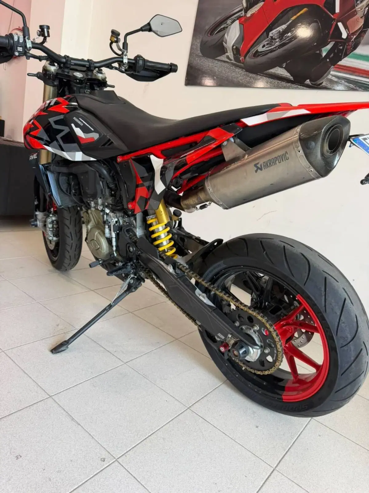Ducati Hypermotard 698 Mono RVE (2024 - 26) (4)
