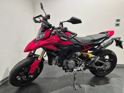 Ducati Hypermotard V2 (2026) usata