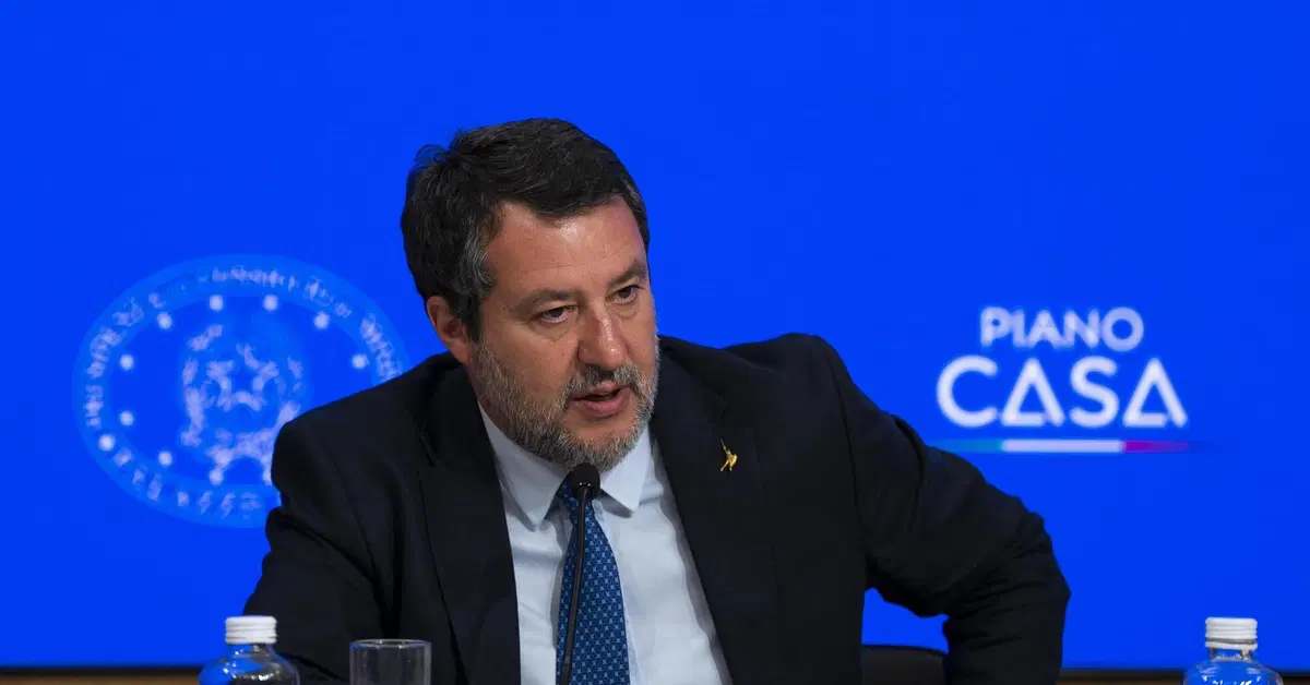 Salvini: 'Impegno a estendere il taglio del bollo oltre il 2027'