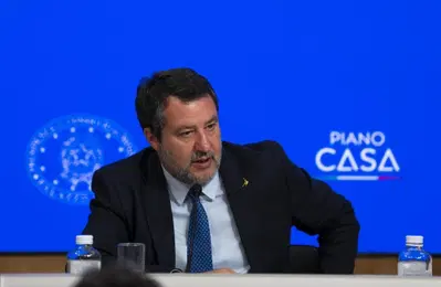 Salvini: 'Impegno a estendere il taglio del bollo oltre il 2027'