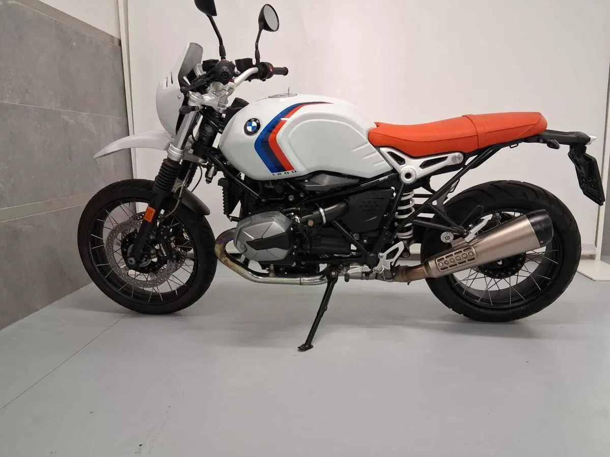 Bmw R nineT Urban GS (2021 - 24) (2)