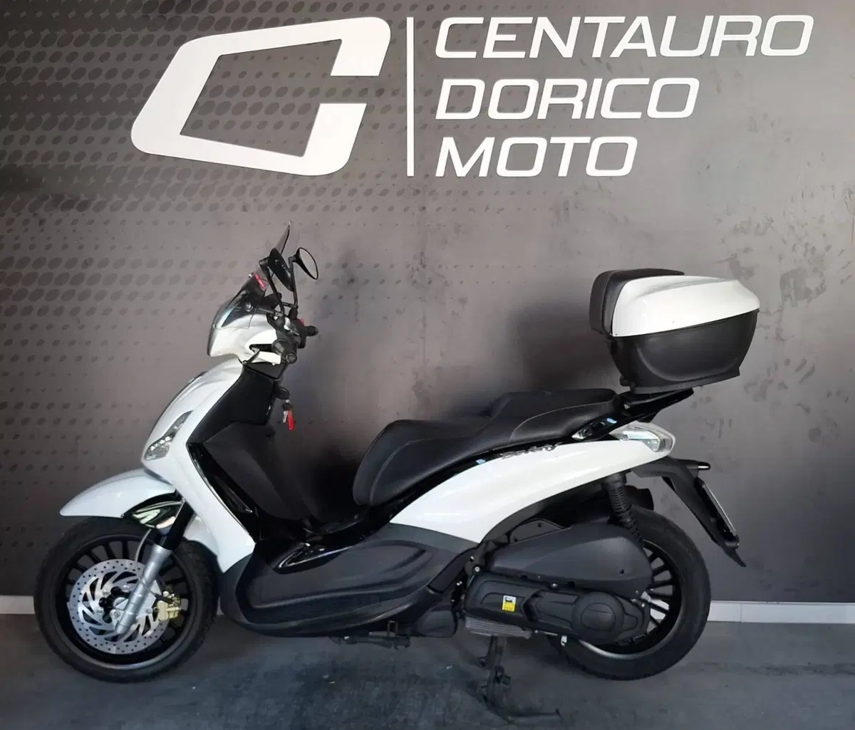 Piaggio Beverly 300 i.e. (2010 - 16) (2)