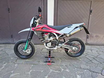 Husqvarna SM 510 R (2009) usata