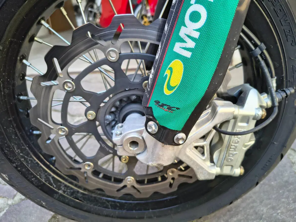 Husqvarna SM 510 R (2009) (5)