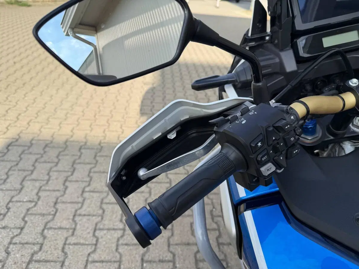 Honda Africa Twin CRF 1100L Adventure Sports (2020 - 21) (7)