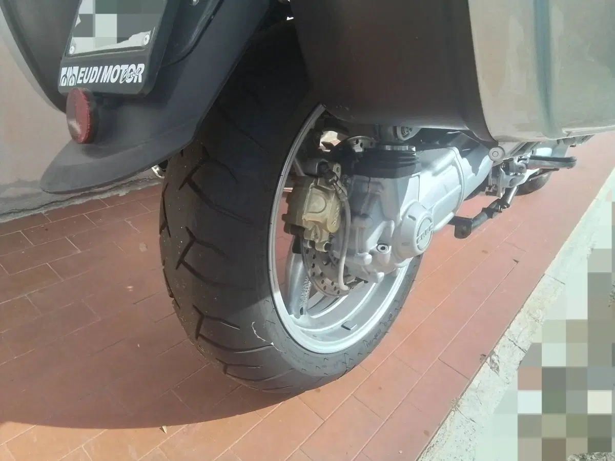 Moto Guzzi Norge 1200 GT (2009 - 11) (5)