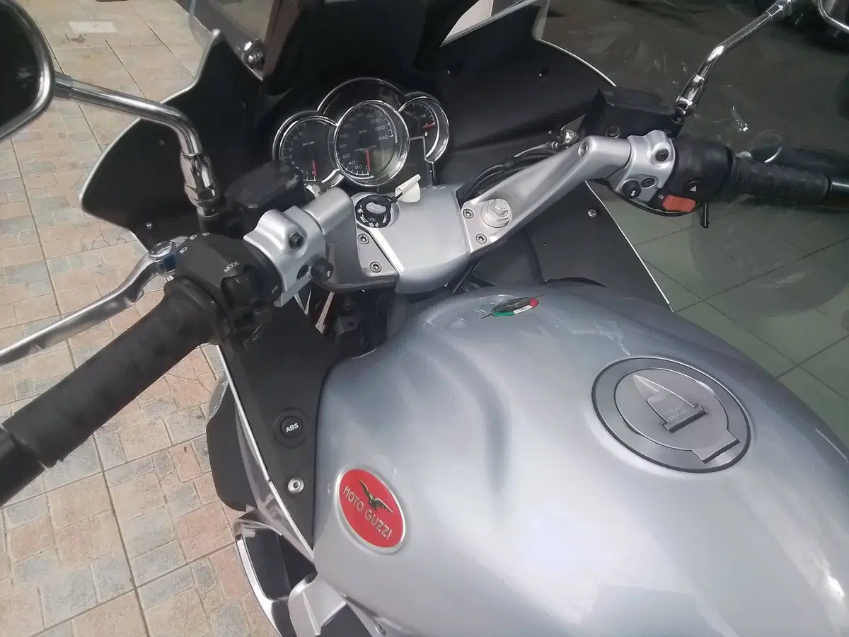 Moto Guzzi Norge 1200 GT (2009 - 11) (12)