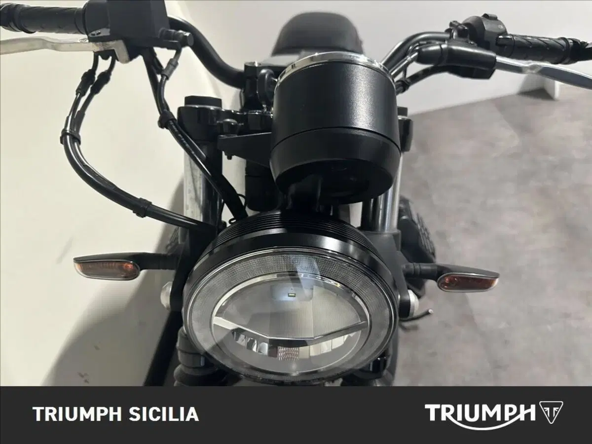 Moto Guzzi V7 III Stone S (2020) (14)