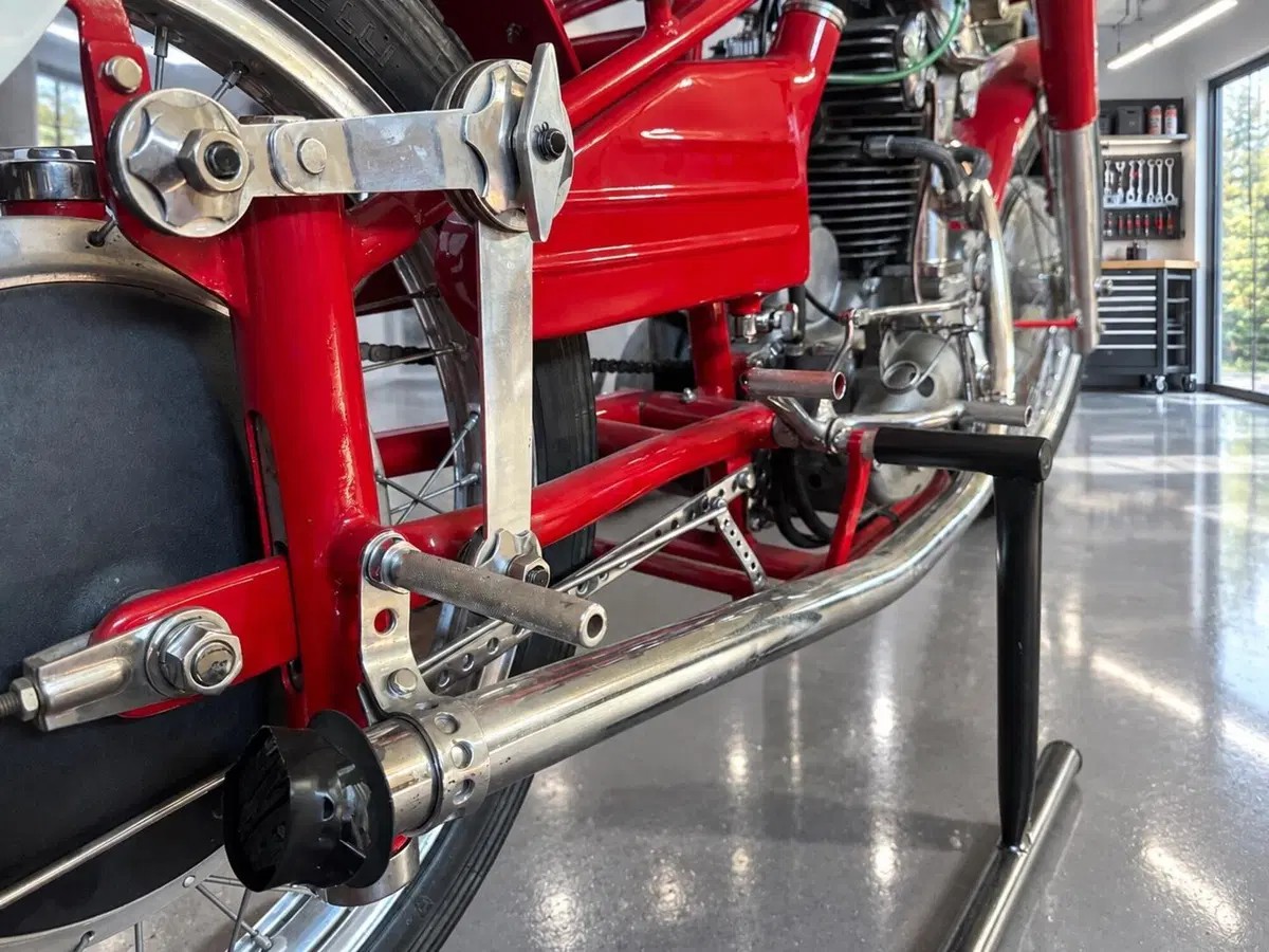 Parilla 250 cc monoalbero (5)