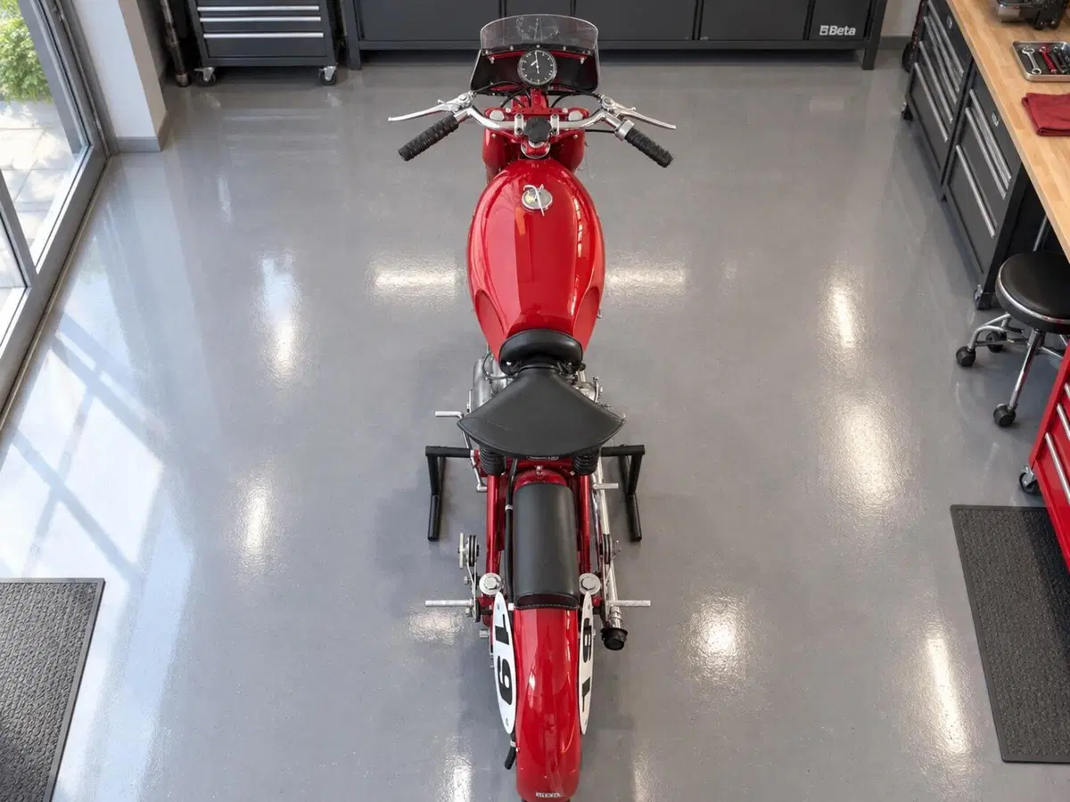 Parilla 250 cc monoalbero (8)