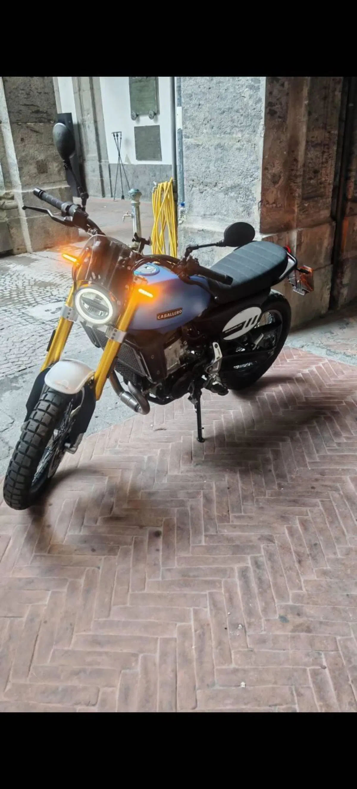 Fantic Motor Caballero 500 Scrambler (2025 - 26) (7)