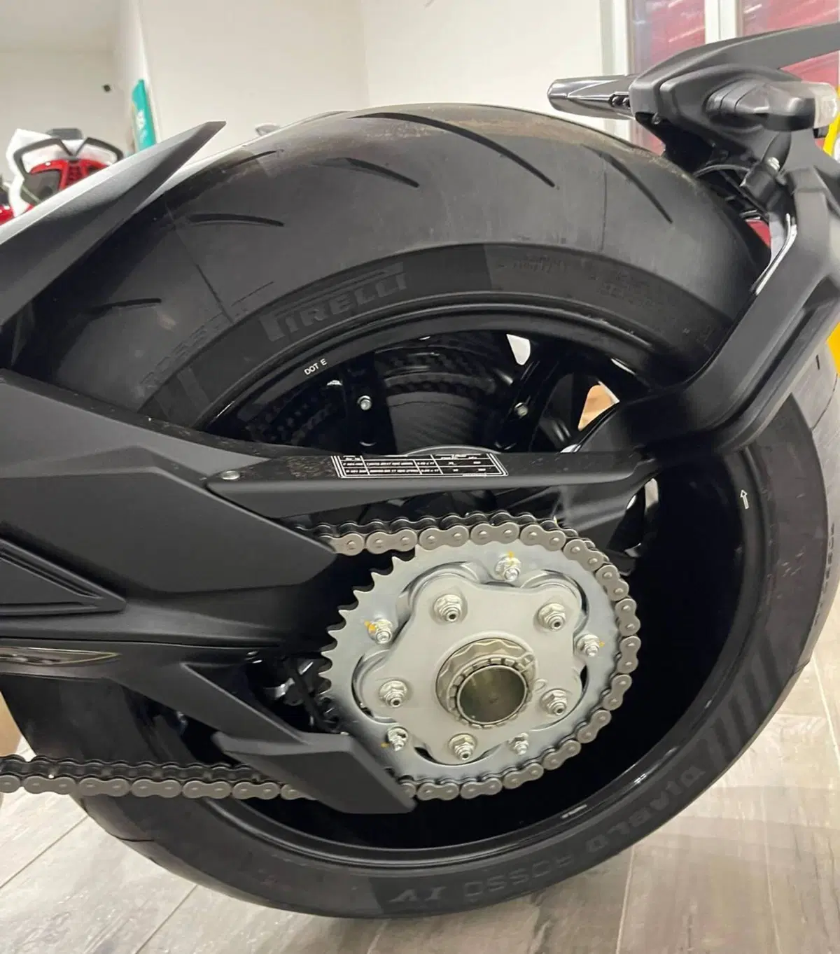 MV Agusta Dragster 800 RR Ottantesimo (2025 - 26) (14)