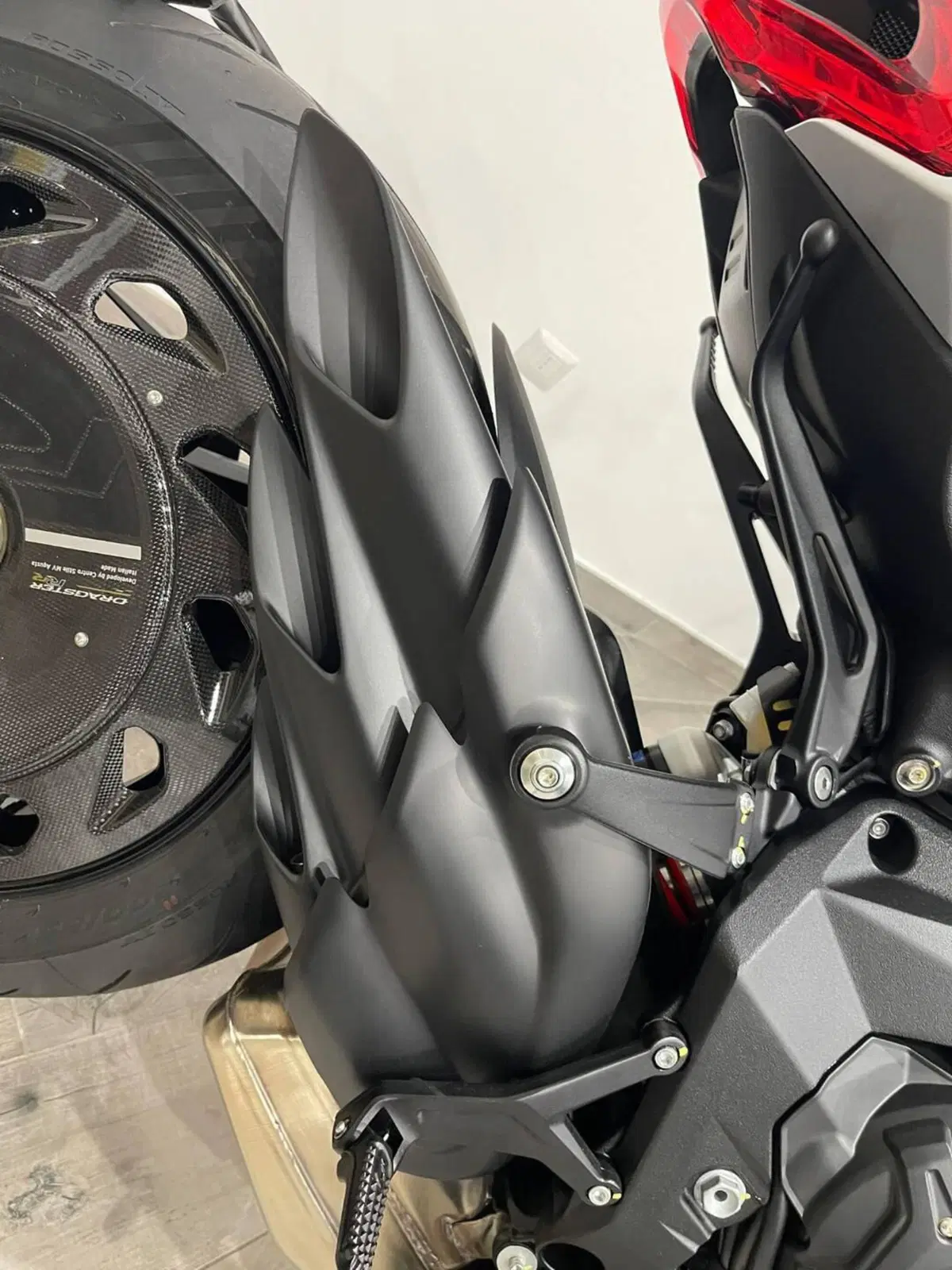 MV Agusta Dragster 800 RR Ottantesimo (2025 - 26) (18)