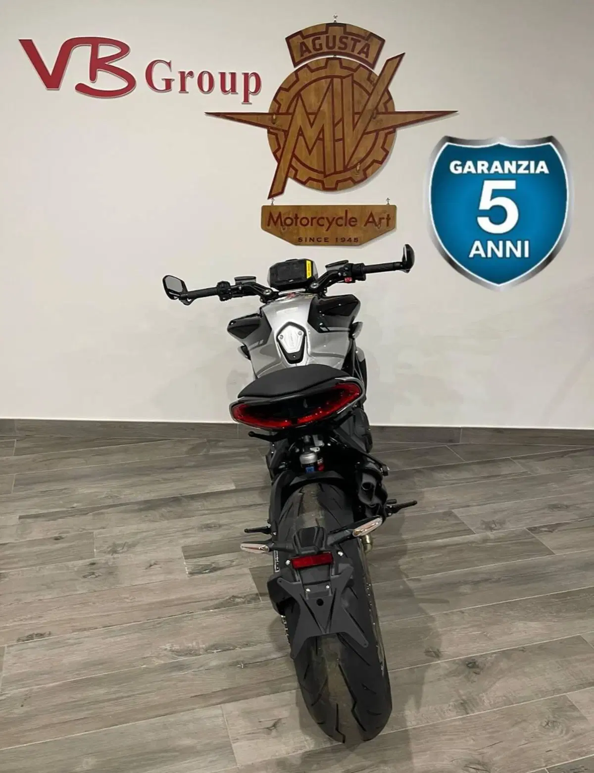 MV Agusta Dragster 800 RR Ottantesimo (2025 - 26) (7)