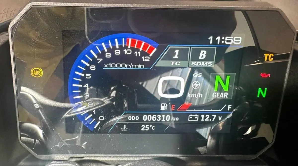 Suzuki GSX-8TT (2025 - 26) (5)