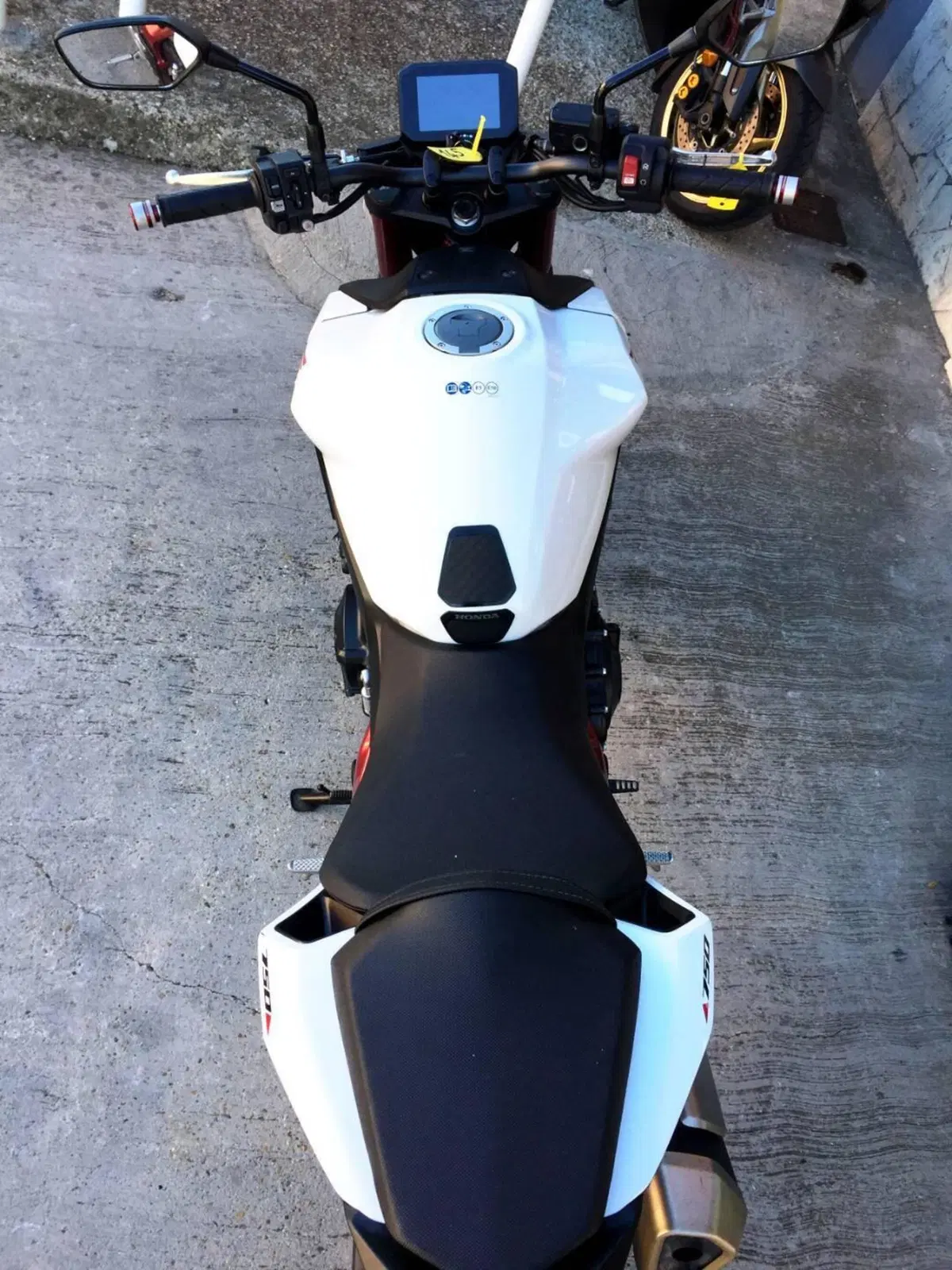 Honda CB 750 Hornet (2023 - 24) (9)