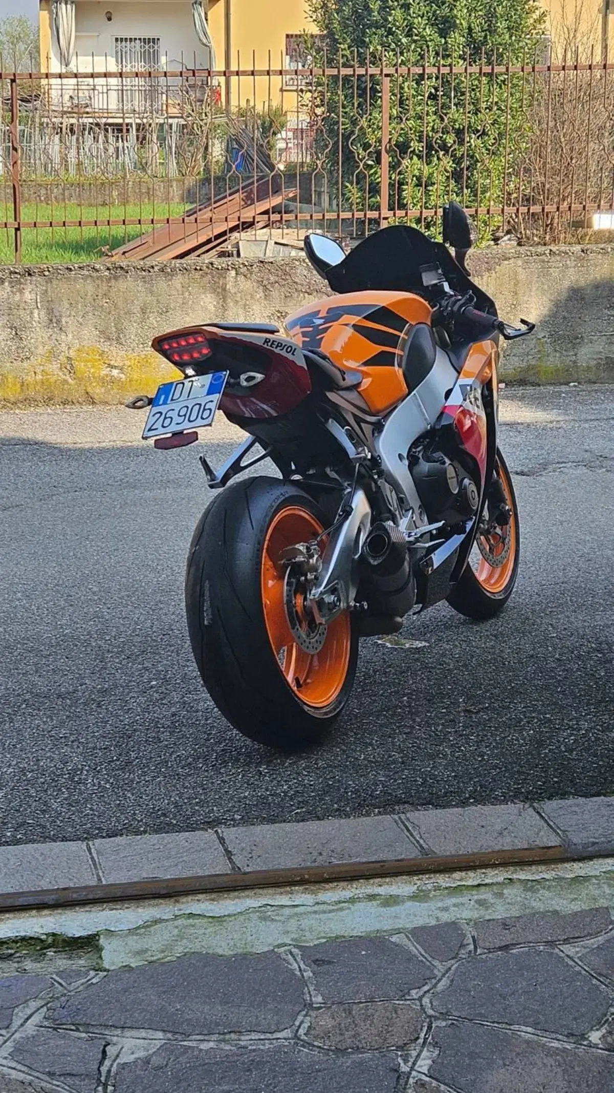 Honda CBR 1000 RR Fireblade (2008 - 11) (5)
