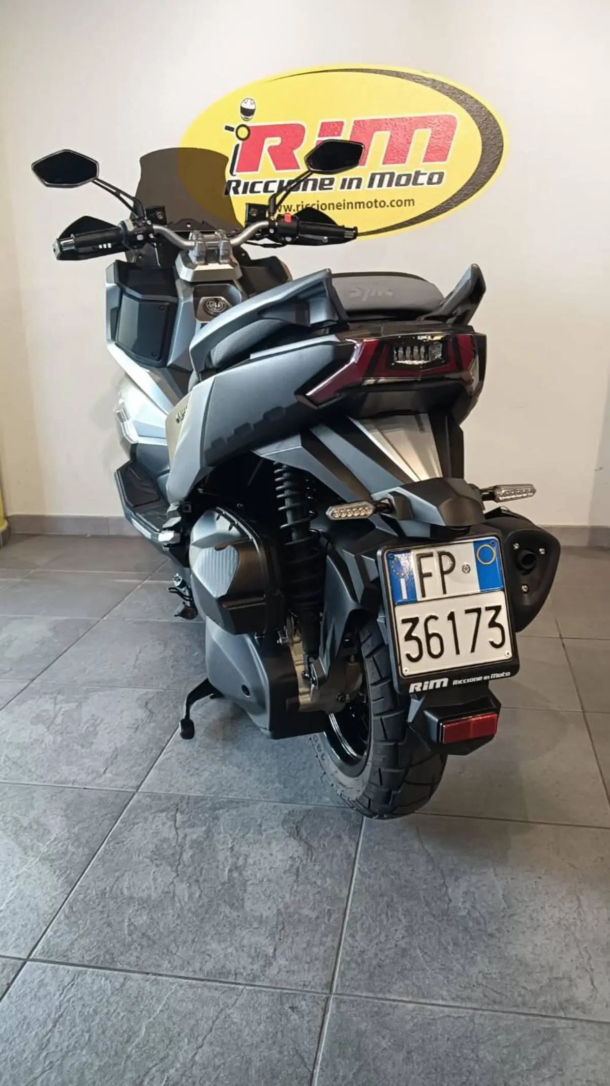 Sym ADX 300 (2024 - 26) (10)