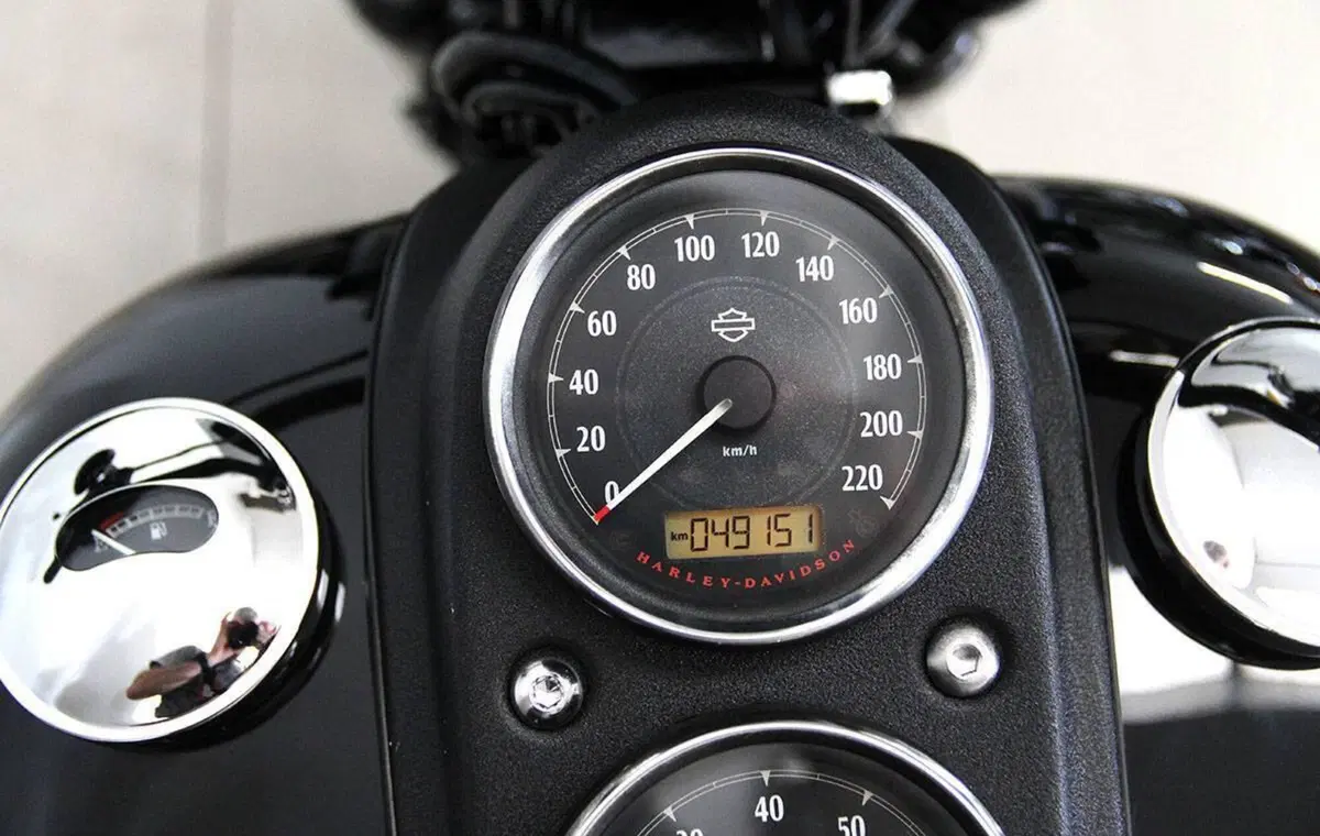 Harley-Davidson 1800 Low Rider S (2016 - 17) - FXDLS (12)