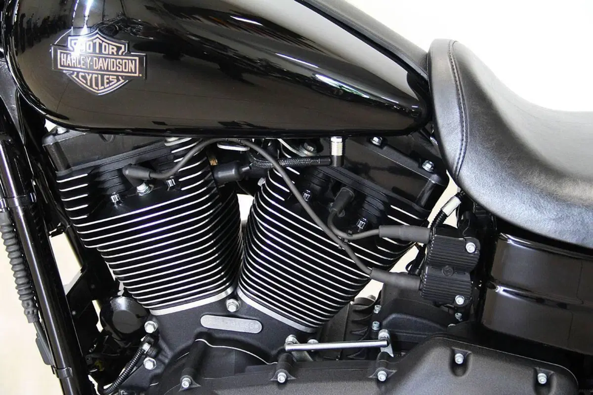 Harley-Davidson 1800 Low Rider S (2016 - 17) - FXDLS (18)