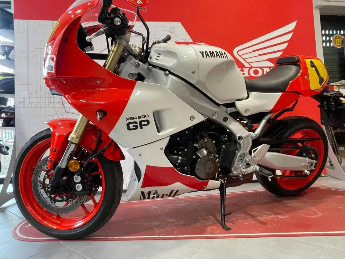 Yamaha XSR 900 GP (2024 - 26) (3)