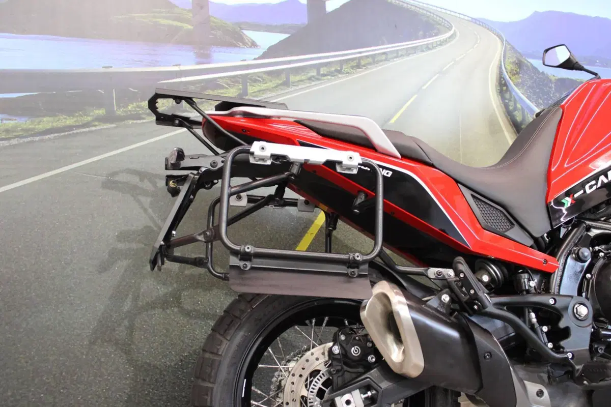 Moto Morini X-Cape 650 (2021 - 26) (15)