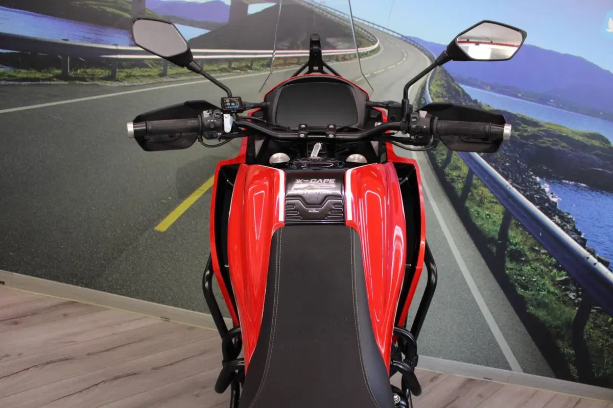 Moto Morini X-Cape 650 (2021 - 26) (20)