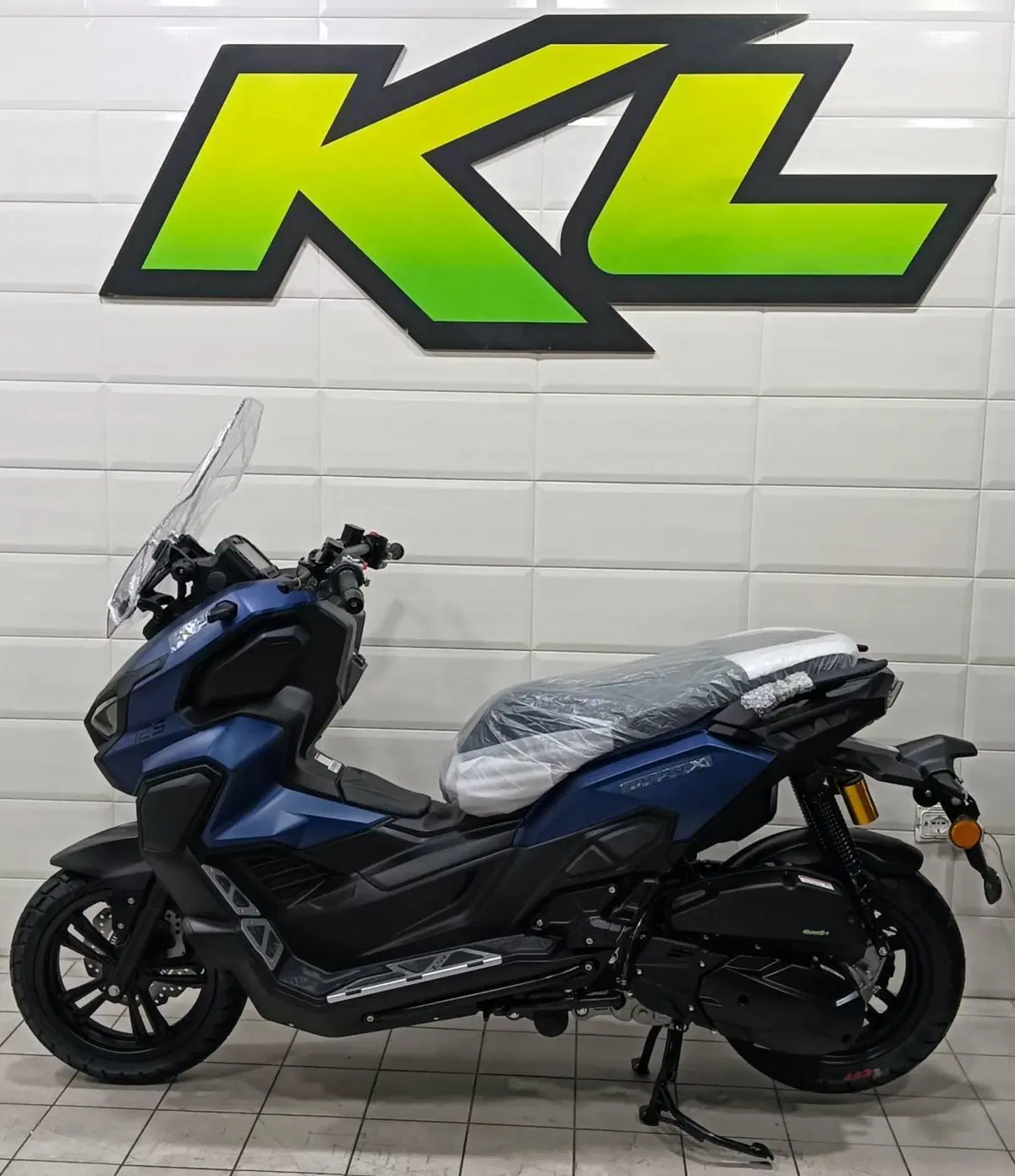 Kl Brera X 125 (2025 - 26) (3)