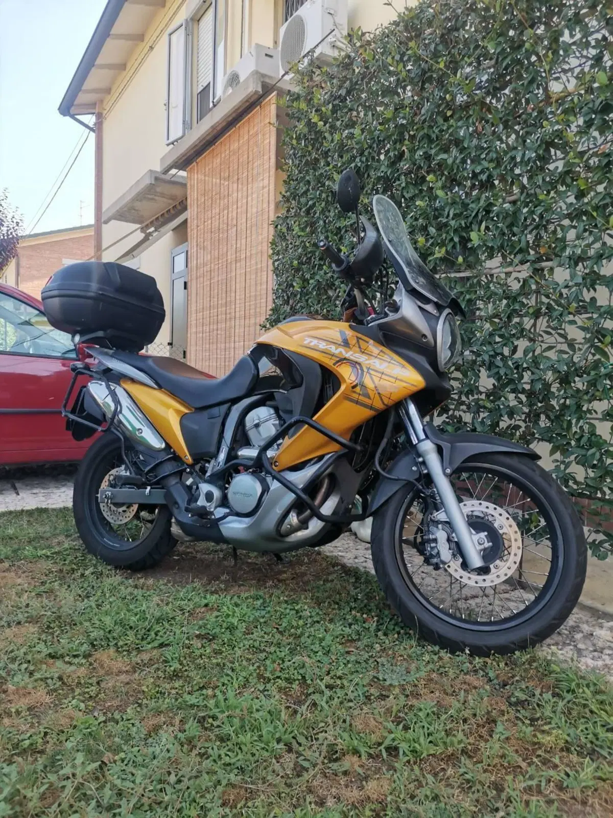 Honda Transalp XL 700 V (2007 - 13) (2)