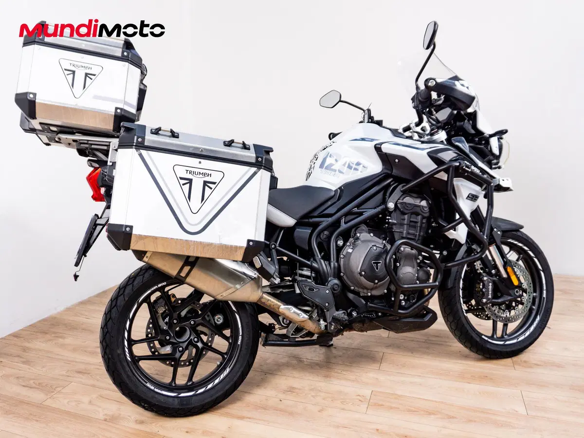 Triumph Tiger 1200 Alpine Edition (2020) (3)