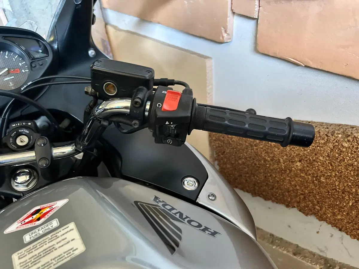 Honda Deauville 650 (2002 - 05)