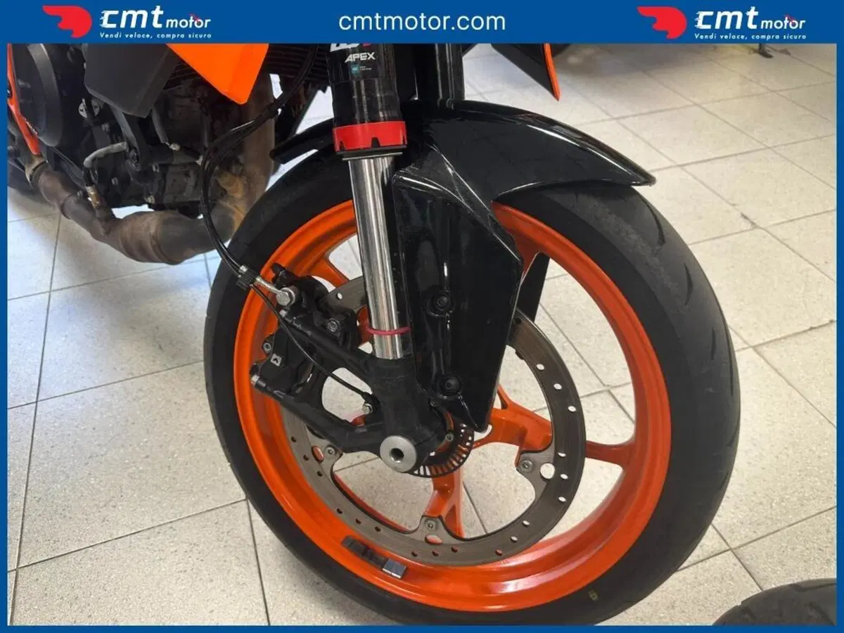 KTM 390 Duke (2024 - 25) (9)