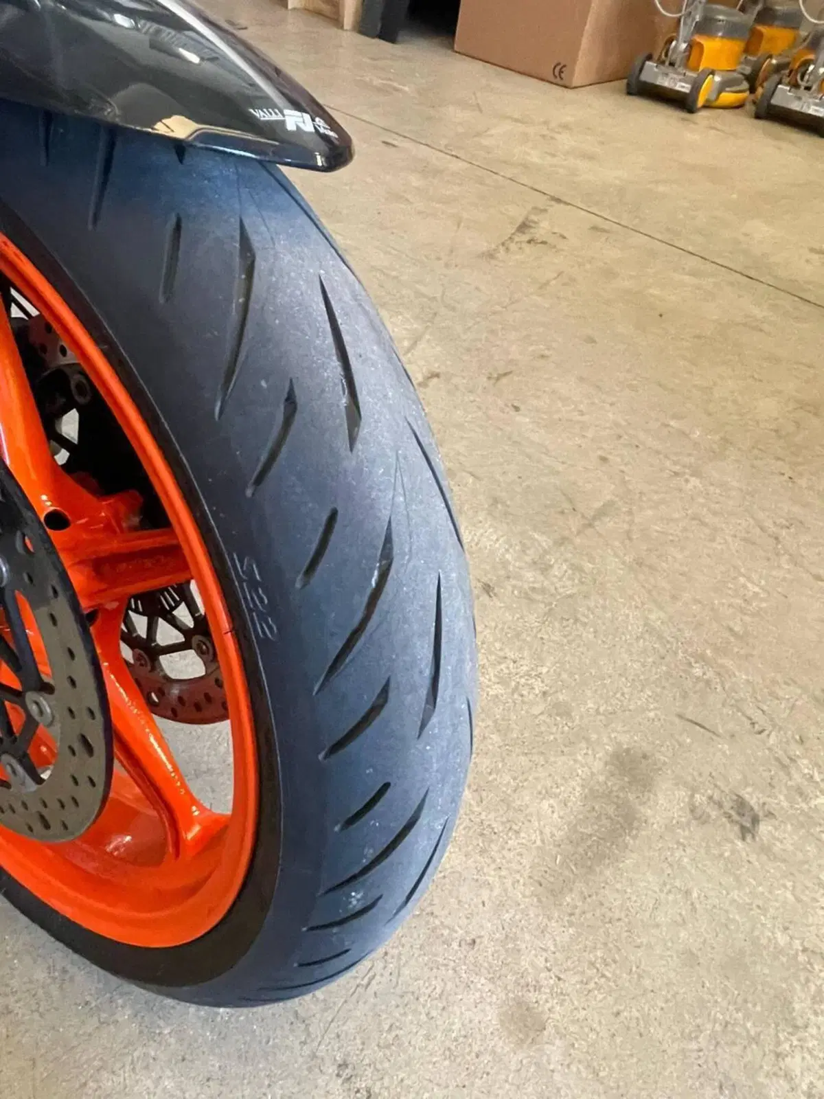 KTM 990 Duke (2024 - 26) (5)