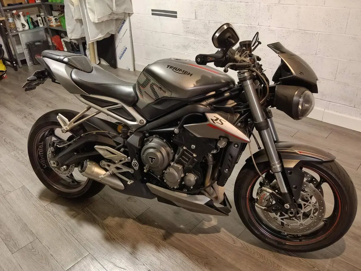 Triumph Street Triple RS (2017 - 19) (13)