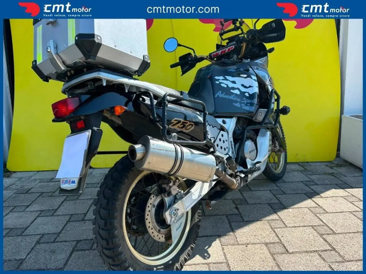 Honda Africa Twin XRV 750 (1993 - 95) (4)