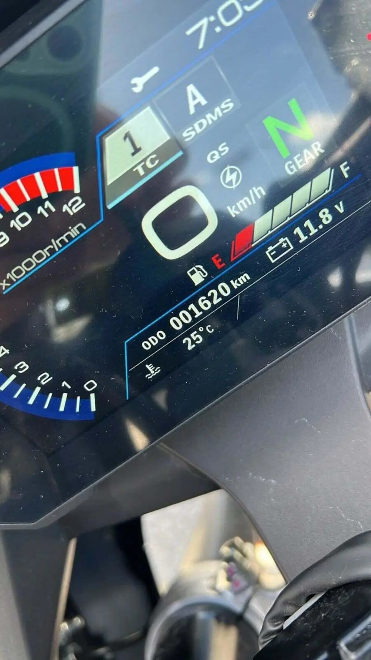 Suzuki GSX-8R (2024 - 26) (4)