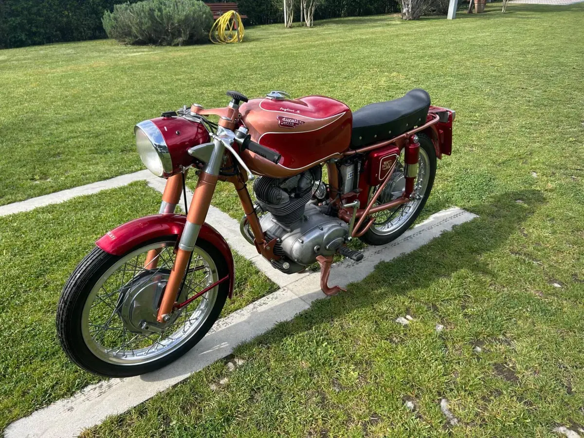 Ducati Ducati 200 Elite (2)