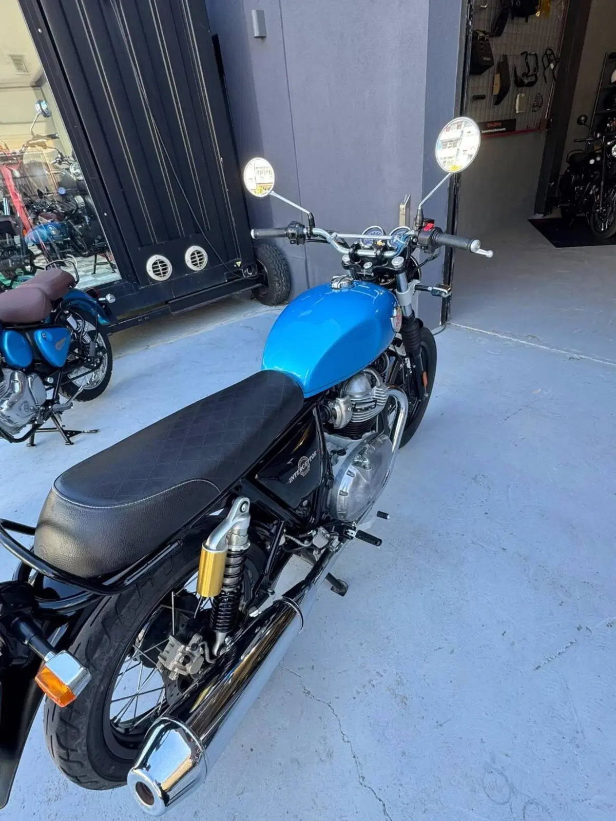 Royal Enfield Interceptor 650 (2021 - 26) (5)