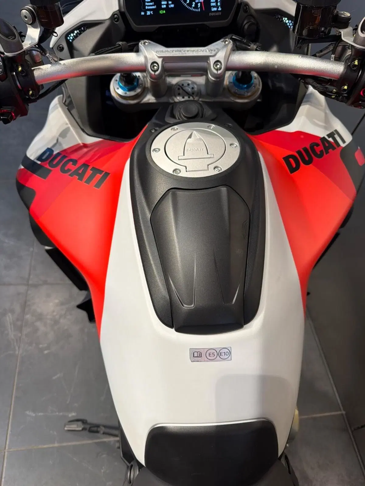 Ducati Multistrada V4 RS (2024 - 25) (8)