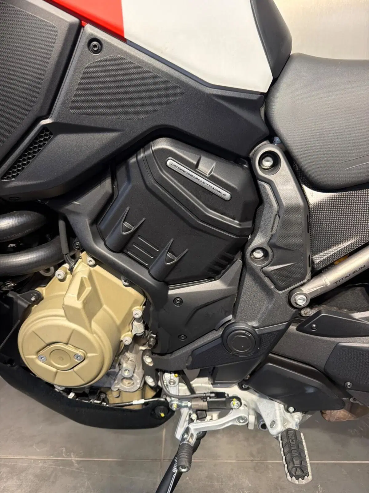 Ducati Multistrada V4 RS (2024 - 25) (13)