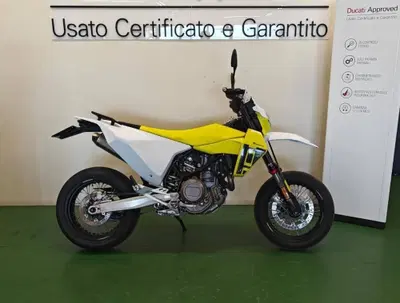 Husqvarna 701 Supermoto (2026) usata