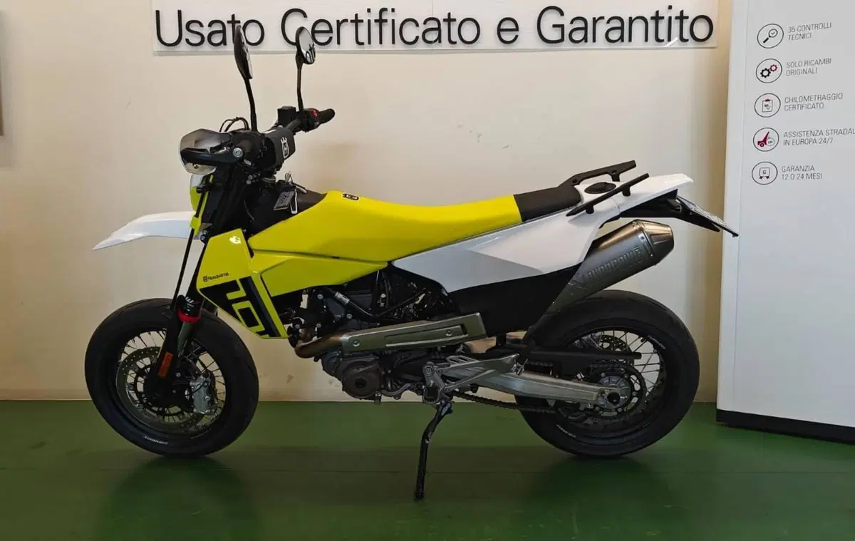 Husqvarna 701 Supermoto (2026) (3)
