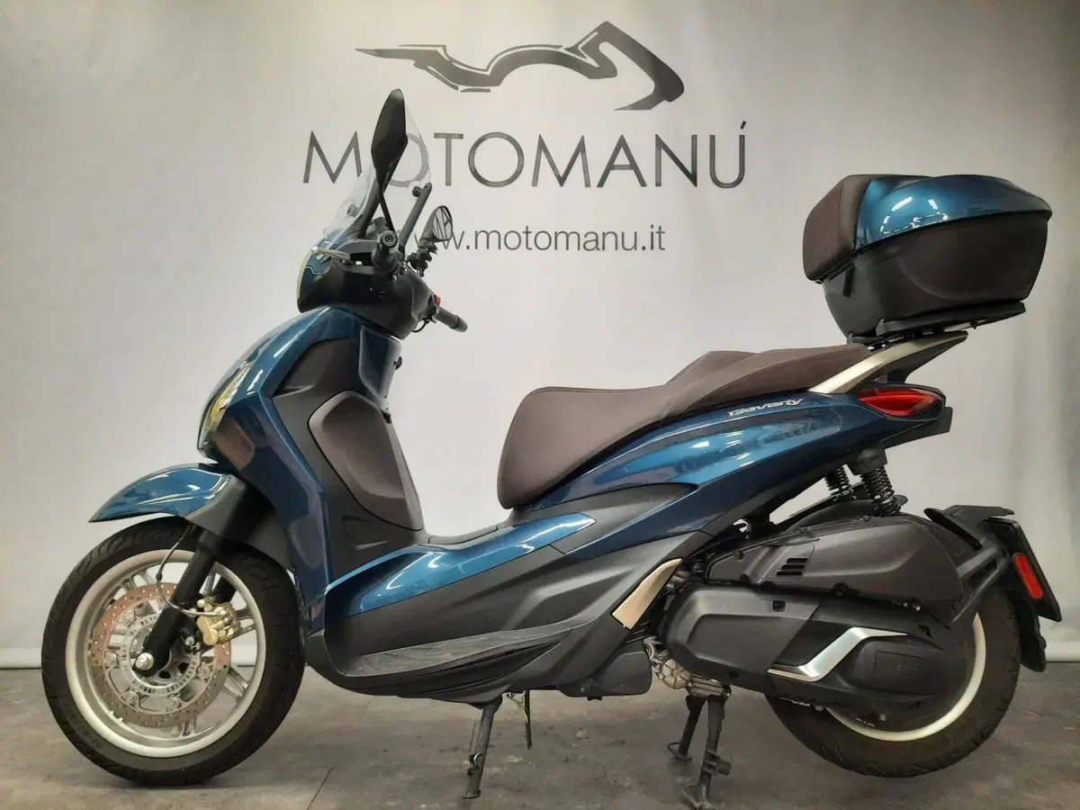 Piaggio Beverly 400 ABS-ASR (2021 - 24) (2)
