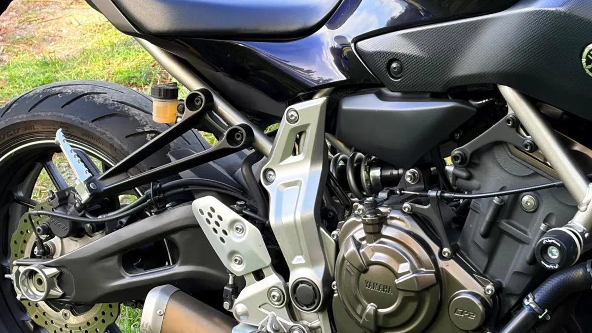 Yamaha MT-07 (2014 - 16) (6)