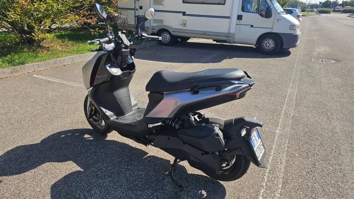Sym MMBCU 125 (2025 - 26) (4)