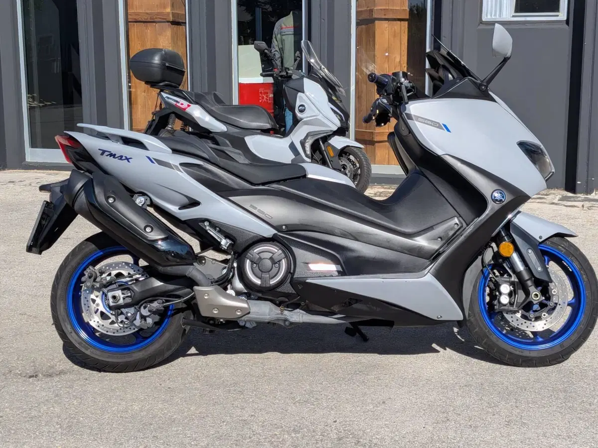Yamaha T-Max 560 (2020 - 21) (7)