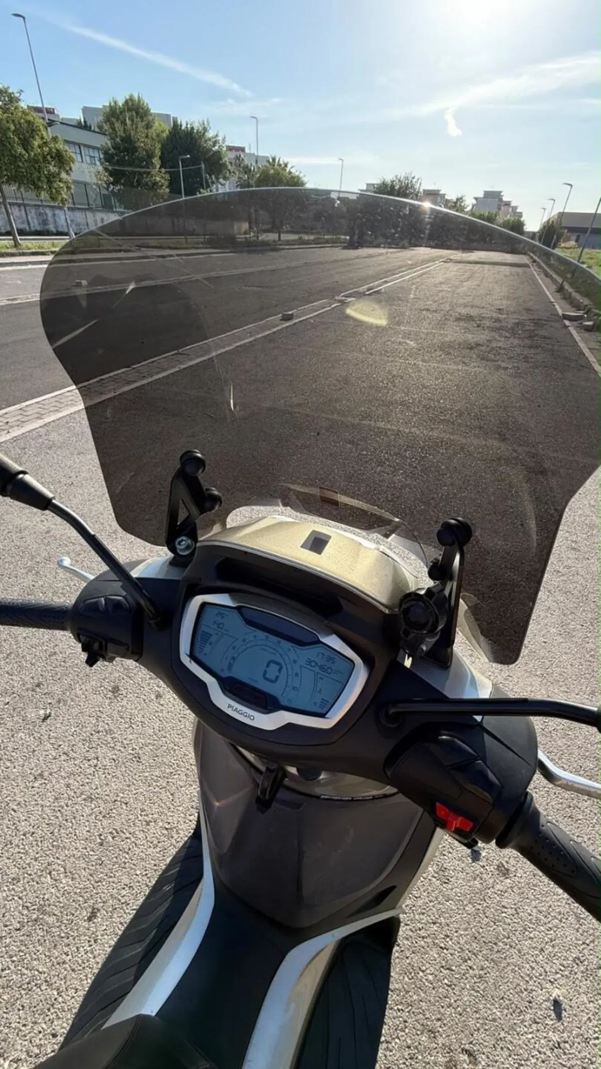 Piaggio Beverly 300 ABS-ASR (2021 - 25) (6)