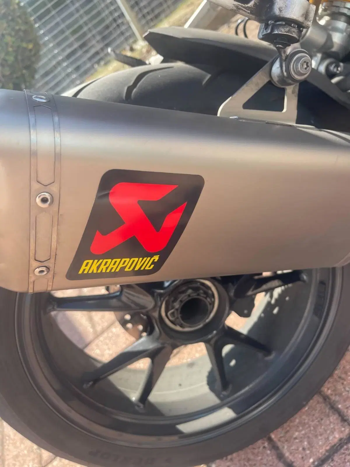 Triumph Speed Triple 1200 RR (2022 - 26) (5)